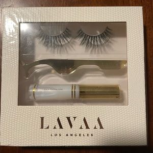Lavaa lashes